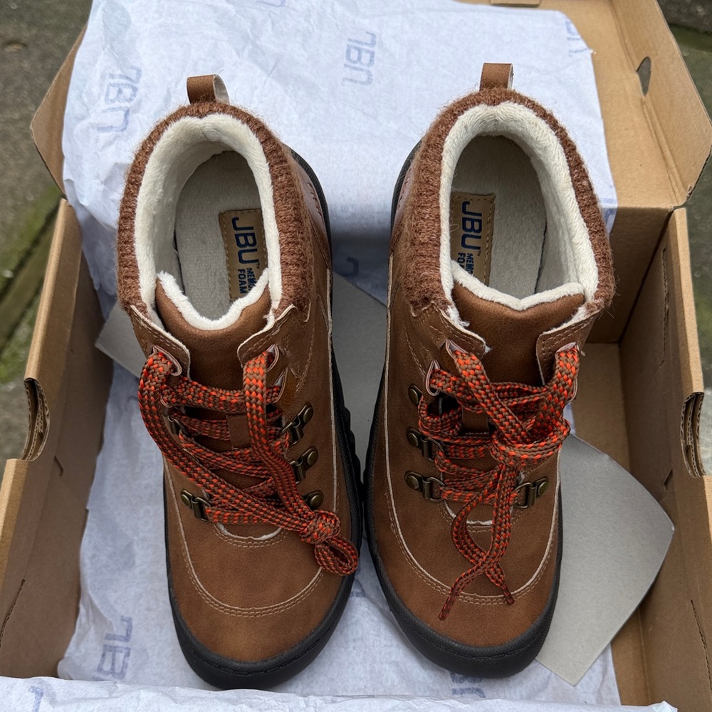 JBU Tan and Black Boots with Red Laces